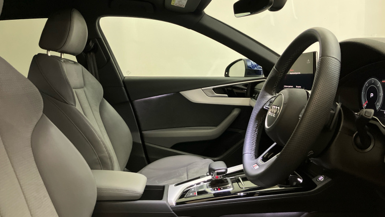 Audi A4 35 TDI S Line 5dr S Tronic Diesel Estate